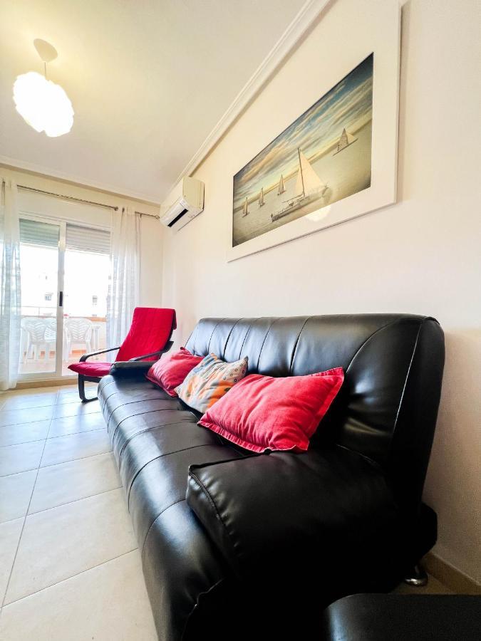 Renovated Apartment On The First Line Оропеса-дель-Мар Экстерьер фото